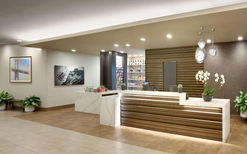 Hyatt House Portland/Downtown - image 4