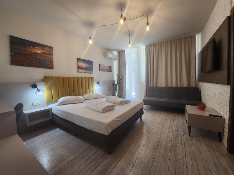 Superior Double Room image 3