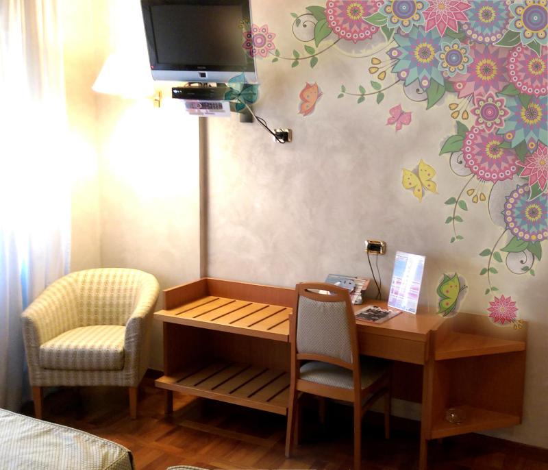 Double Room (1 Adult) image 4