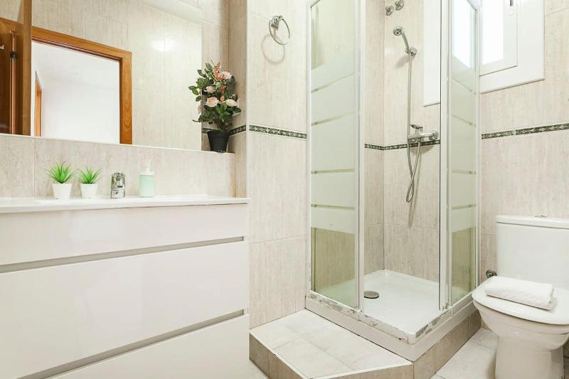 The Collection Barcelona - Comfortable 3BD in Poblenou next to the beach - image 9