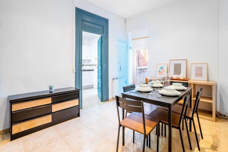The Collection Barcelona - Private terrace Attico 3BD in Gran de Gracia - image 7