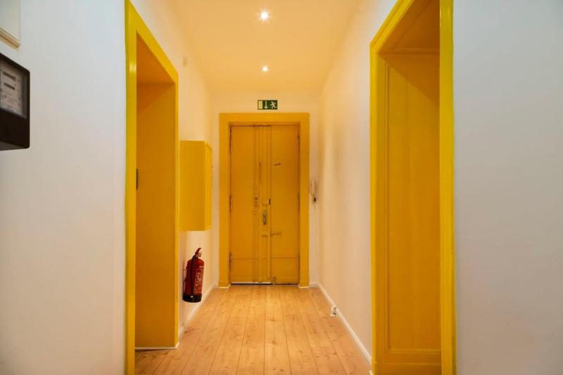 Lovely Apartment in the near of Kudamm - image 5