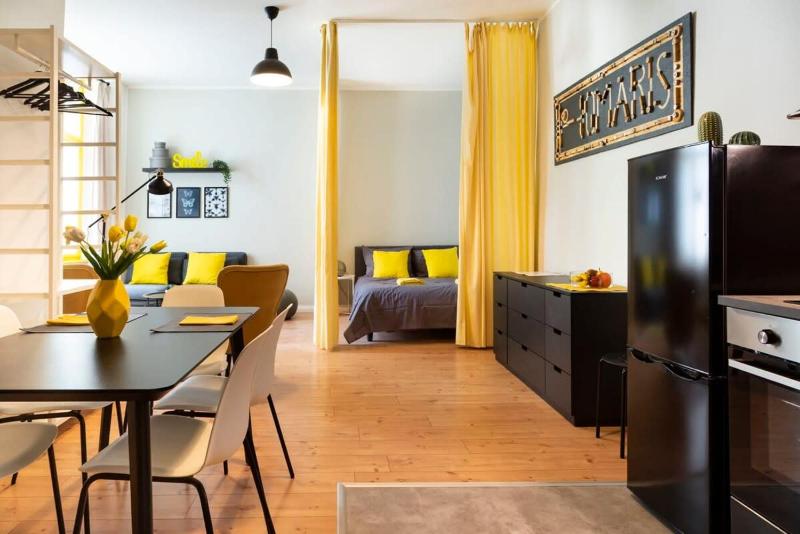Great Apartment close to Kudamm - image 2