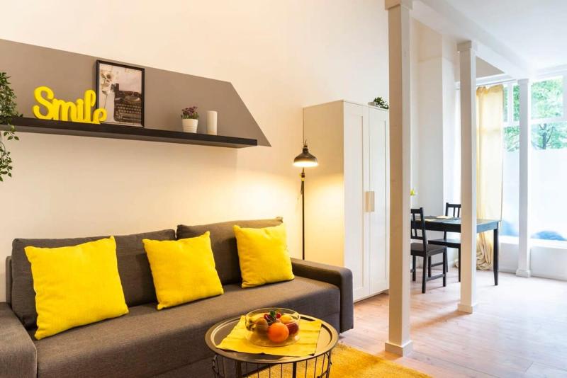 Cosy loft style Apartment in Berlin Wilmersdorf - image 1
