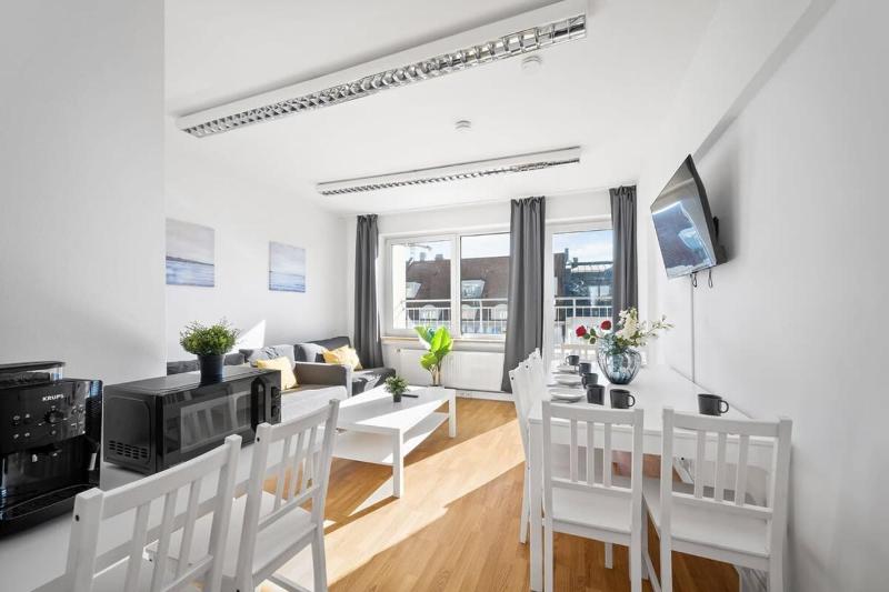Munich Gem - 2 Bedroom Alpine View Tranquility - image 13