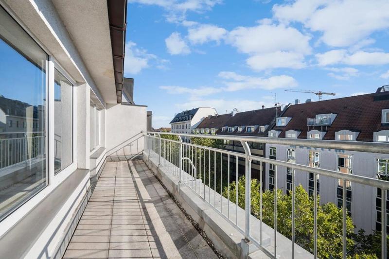 Munich Gem - 2 Bedroom Alpine View Tranquility - image 12