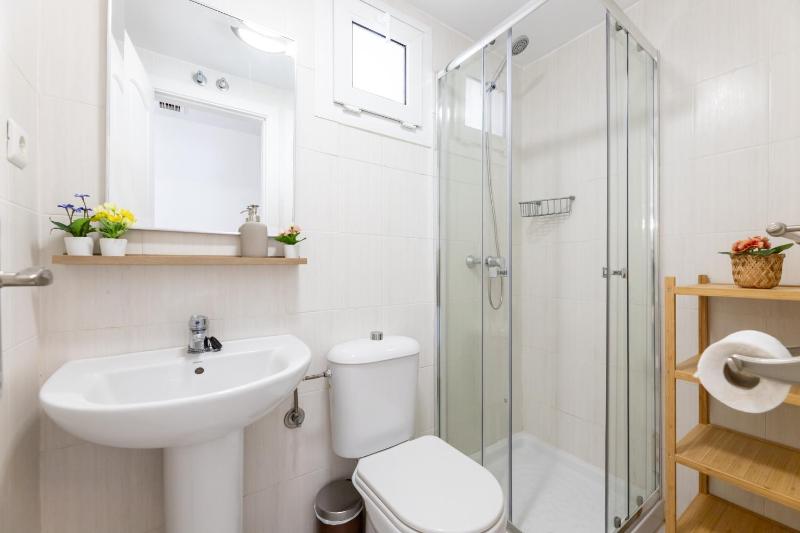 VB Alemania 2BDR breathtaking Sea Views - image 25