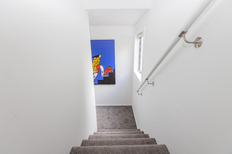 stylish and comfort in CBD - image 7