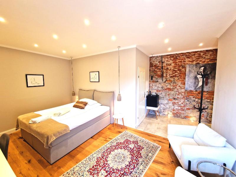 Superior Double Room with Terrace image 1