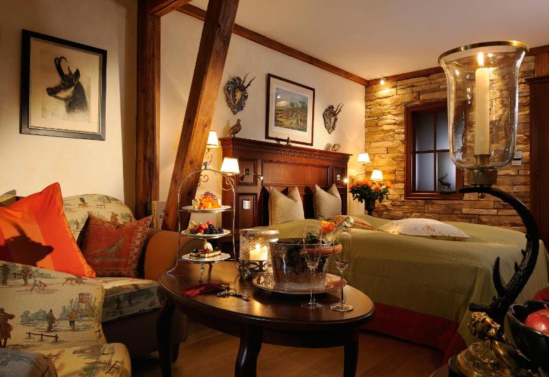 Deluxe Single Room image 1