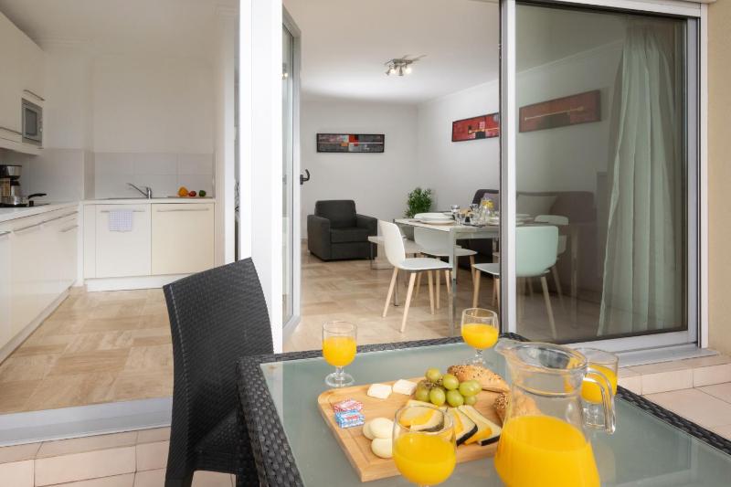 One-Bedroom Apartment (4 Adults) image 1