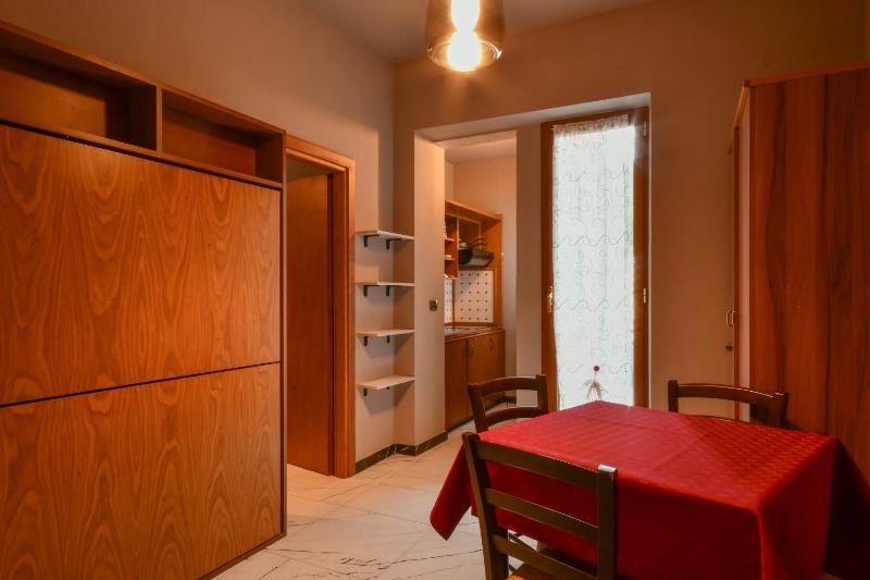 One-Bedroom Apartment (4 Adults) image 3