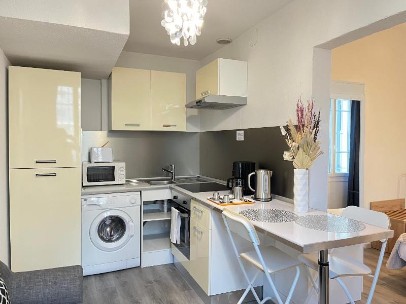 Studio (2 Adults) image 1