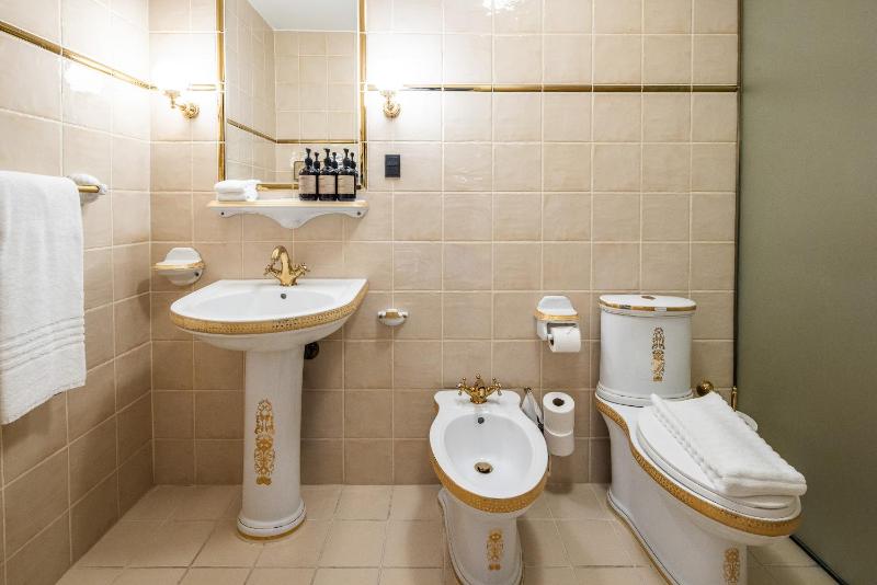 Princess Room image 3