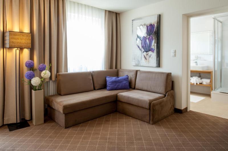 Deluxe Double Room with Mountain View image 2