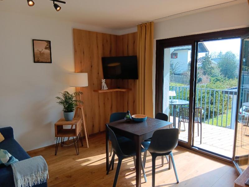 One-Bedroom Apartment image 1