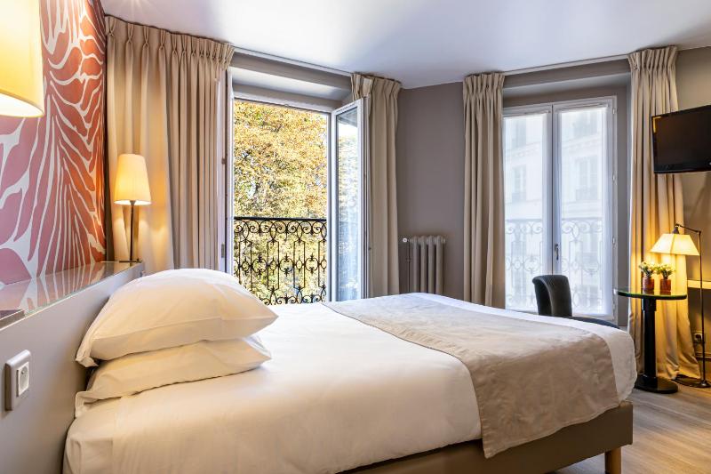 Superior Double Room image 2