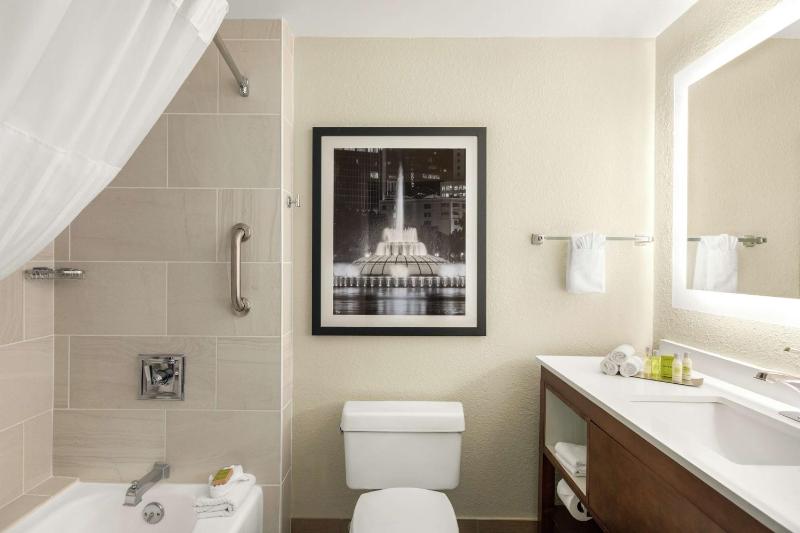 King Room image 4