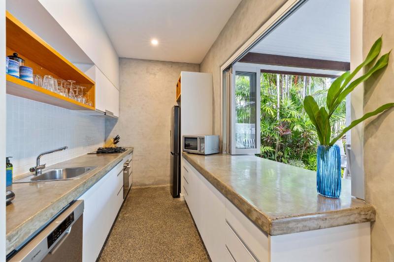 2/48 Garrick Street - Villa in an Ideal Location - image 9
