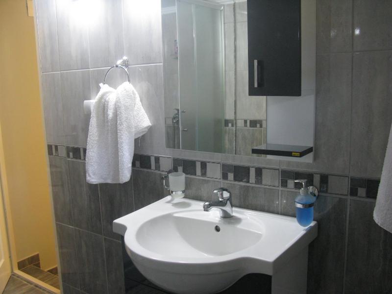 Double Room with Mountain View image 3