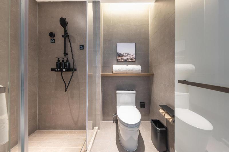 Atour Hotel Wuhan Chuhe Han Street Hongshan Plaza - image 9