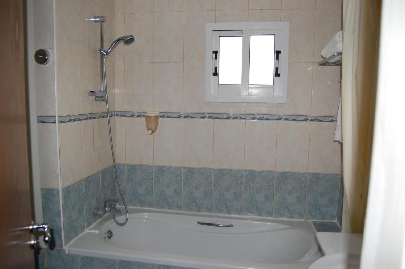 Family Room image 2