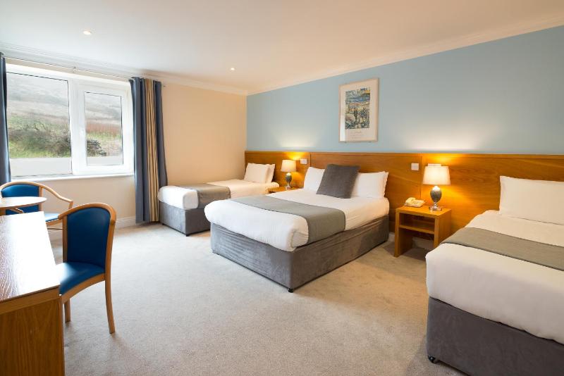 Comfort Triple Room image 3