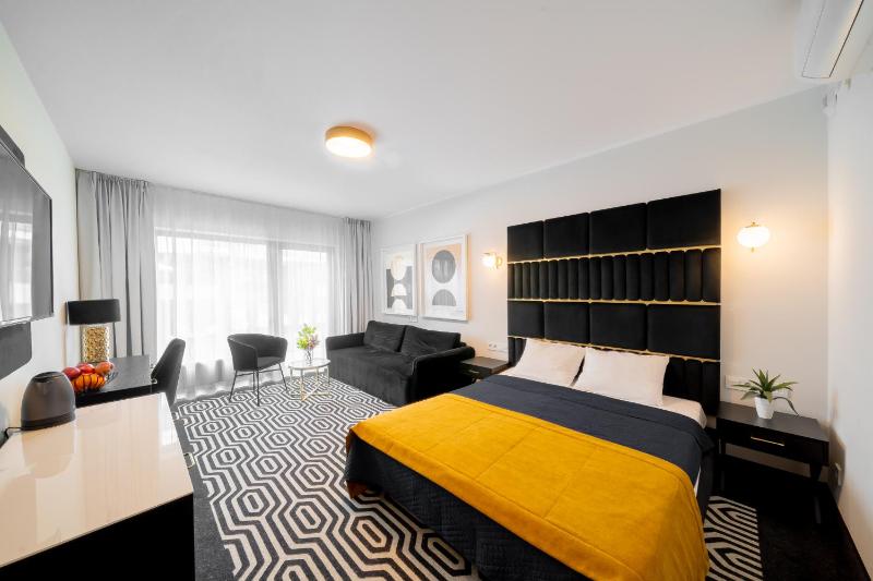 Lulu Apartments - ROSA studio hotelowe z klimatyzacją i konsolą PS4 - Solny Resort Images