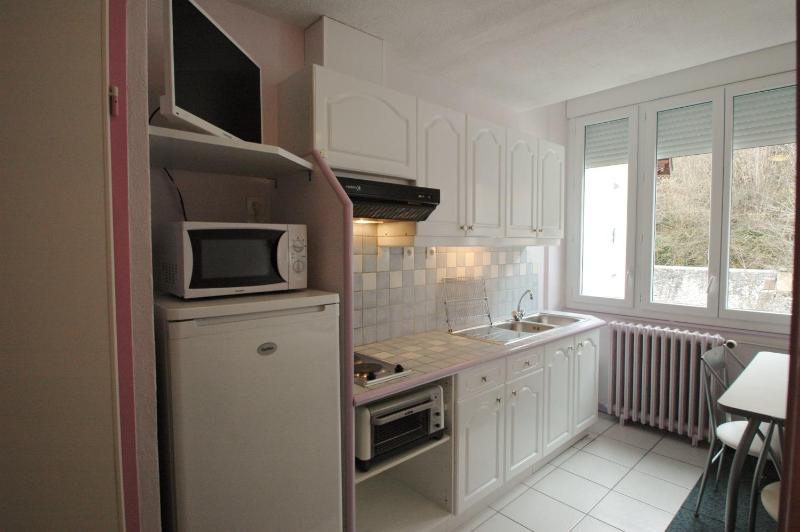 Studio (2 Adults) image 1