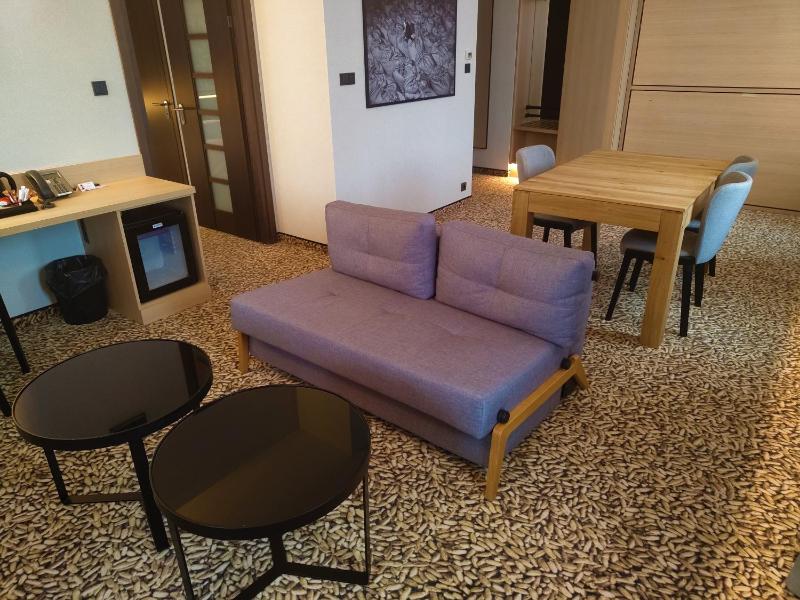 Apartment image 3