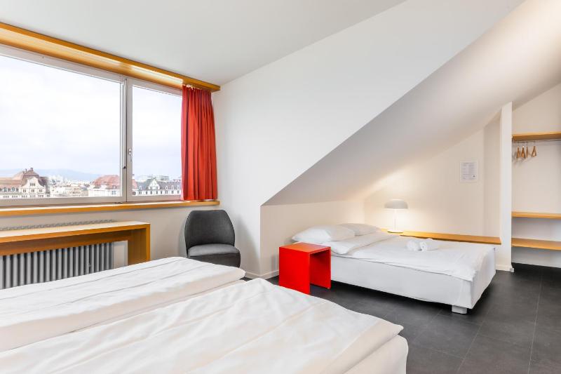 Hotel Marta - 1950's architecture in Zurich's vibrant old town near main station - image 13