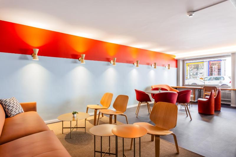 Hotel Marta - 1950's architecture in Zurich's vibrant old town near main station - image 16