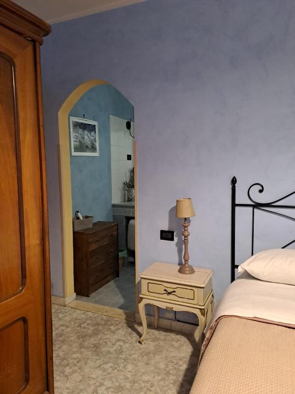 Double Room image 4