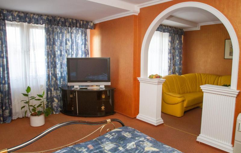 Presidential Suite image 3