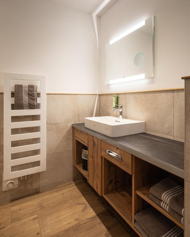 Deluxe Double Room image 2