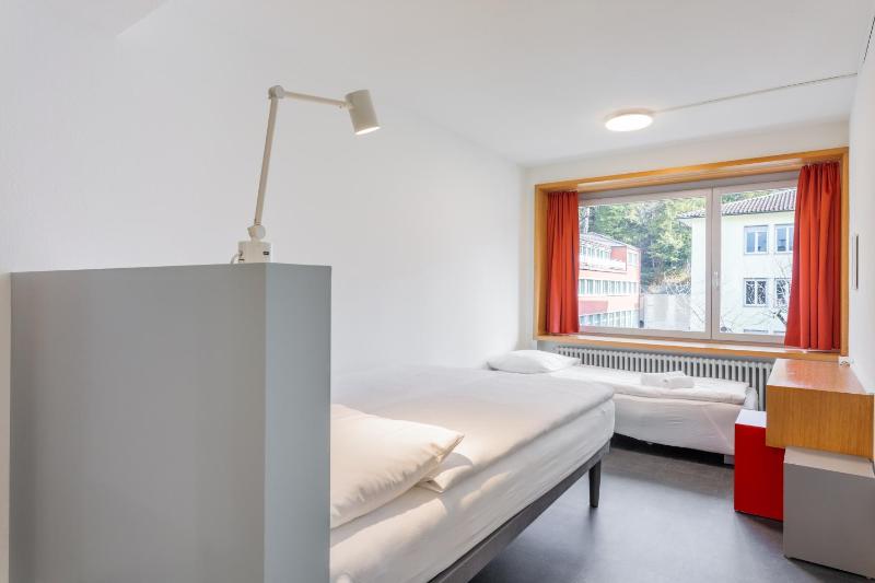 Hotel Marta - 1950's architecture in Zurich's vibrant old town near main station - image 5