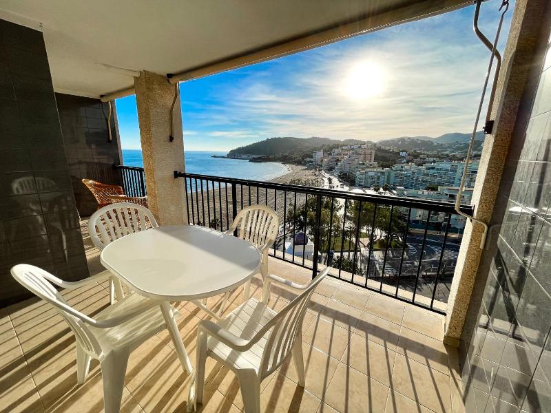 Apartamentos Neptuno Oropesa 3000 - image 1