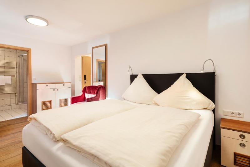 Comfort Double Room image 3
