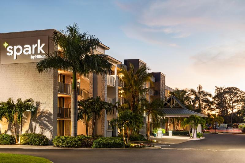 Spark by Hilton Sarasota Siesta Key Gateway - image 25
