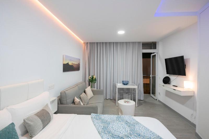 Dream Loft Las Canteras Beach - image 27