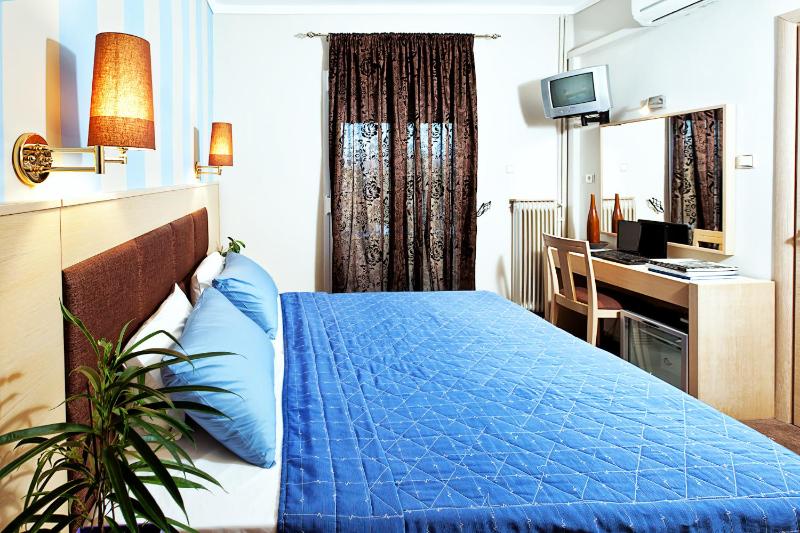 Single Room image 3