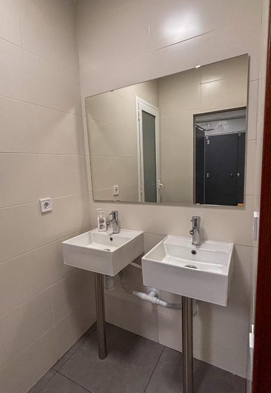 Tarragona Hostel - image 11