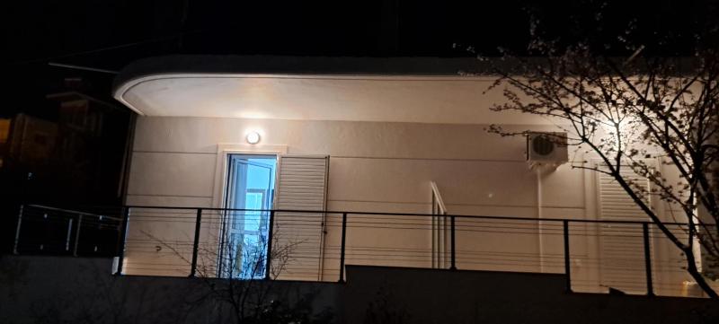 Guest House Bledar - image 3