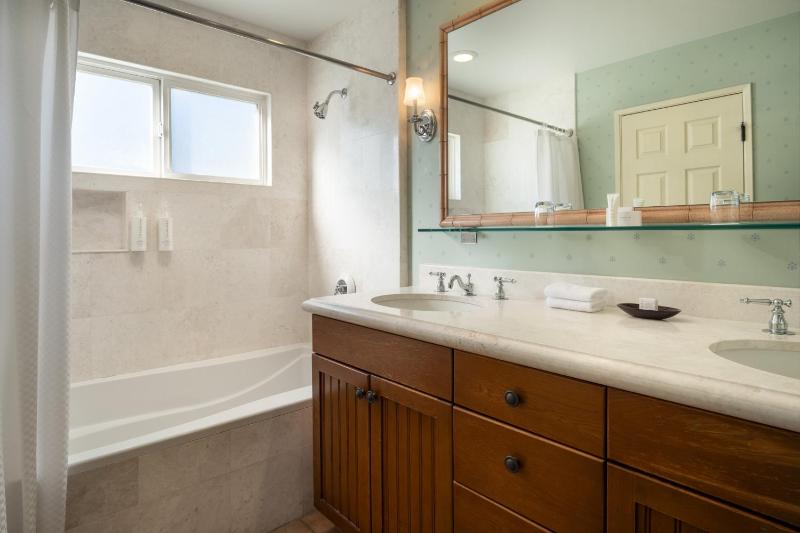 Four-Bedroom Casita with Private Pool image 3