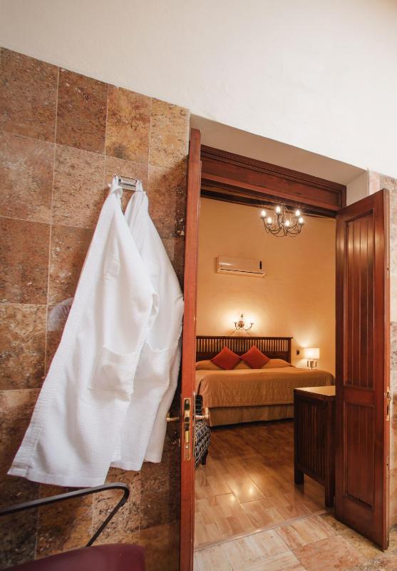 Hotel Casa Antigua - image 2