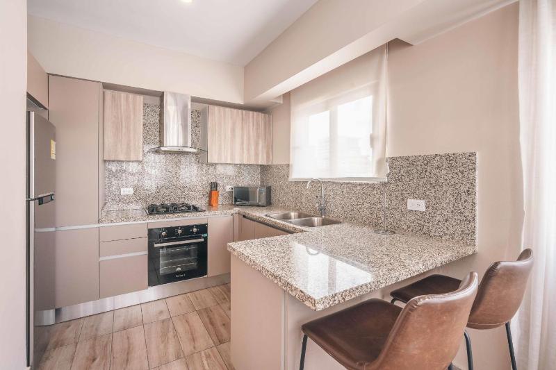Fully Serviced Apartment at Regatta Living - 3B - image 6