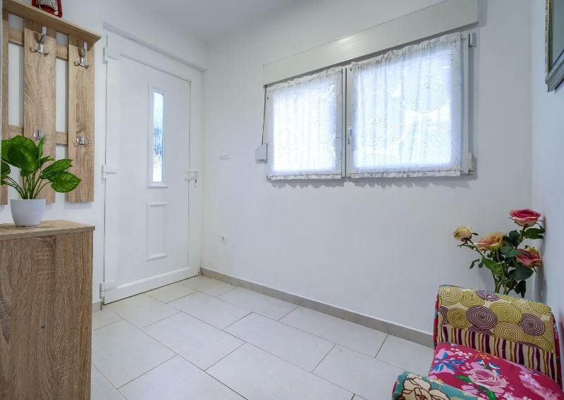 Three-Bedroom Holiday Home  image 2