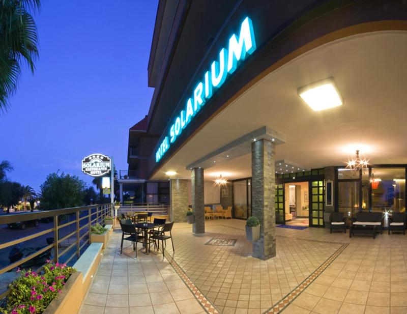 Hotel Solarium - image 1