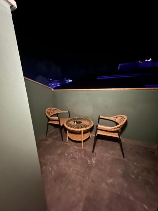 Double or Twin Room image 3