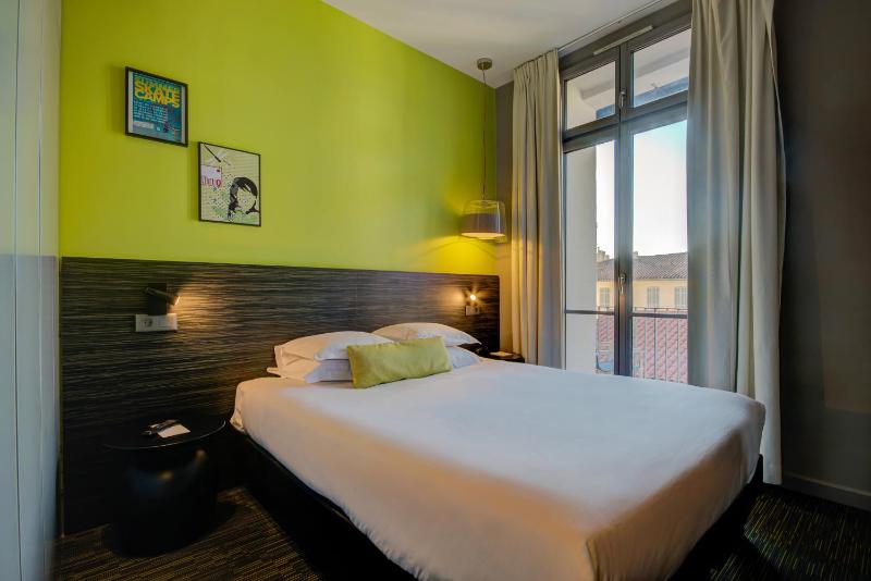 Junior Suite with Terrace View image 4